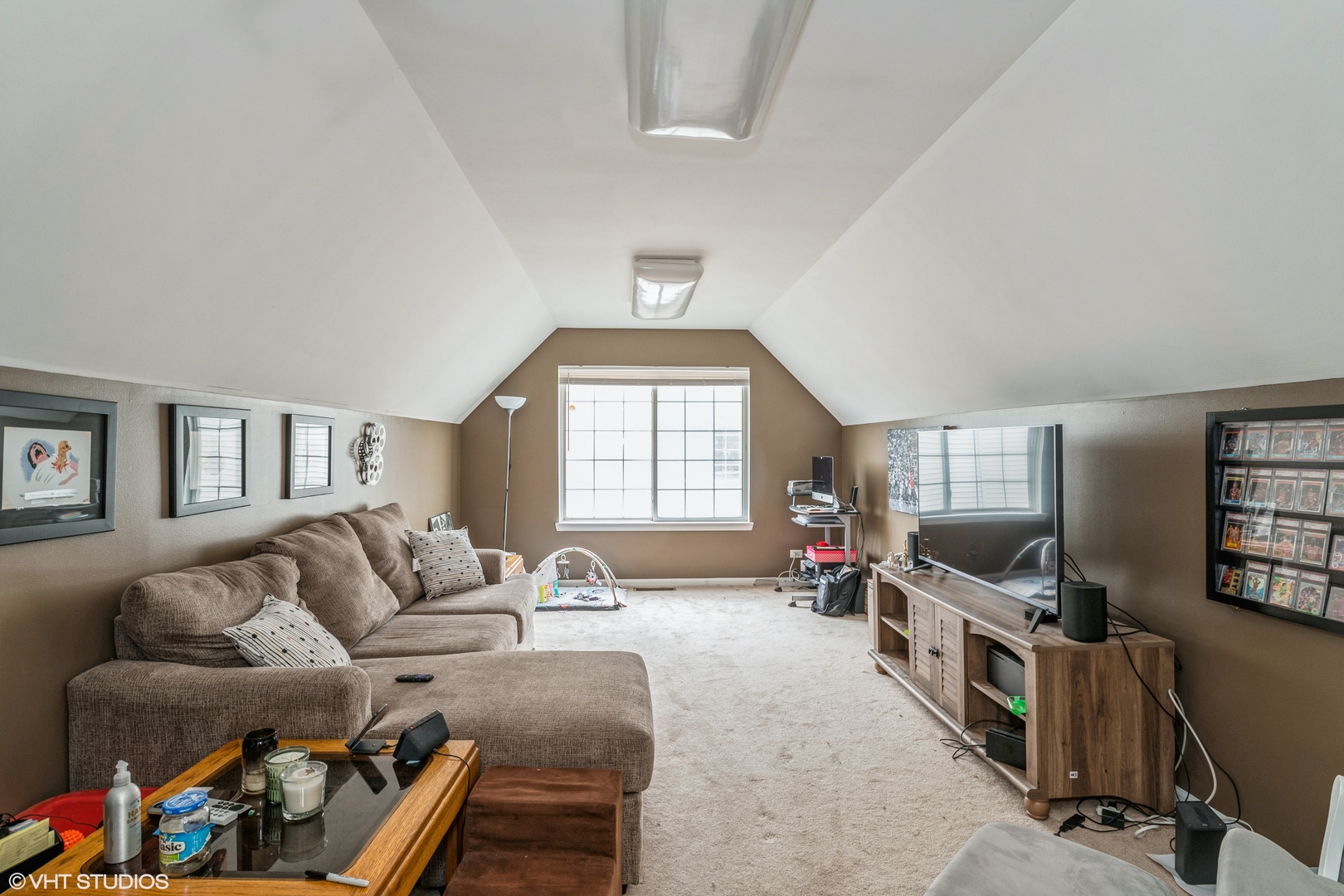 358 W Winchester Drive, Round Lake, IL 60073