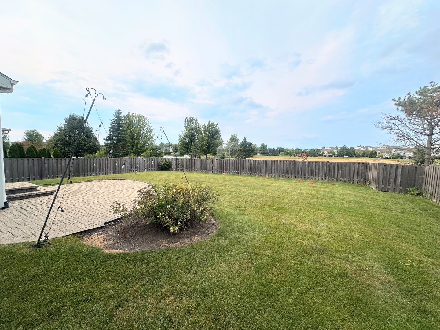 358 W Winchester Drive, Round Lake, IL 60073