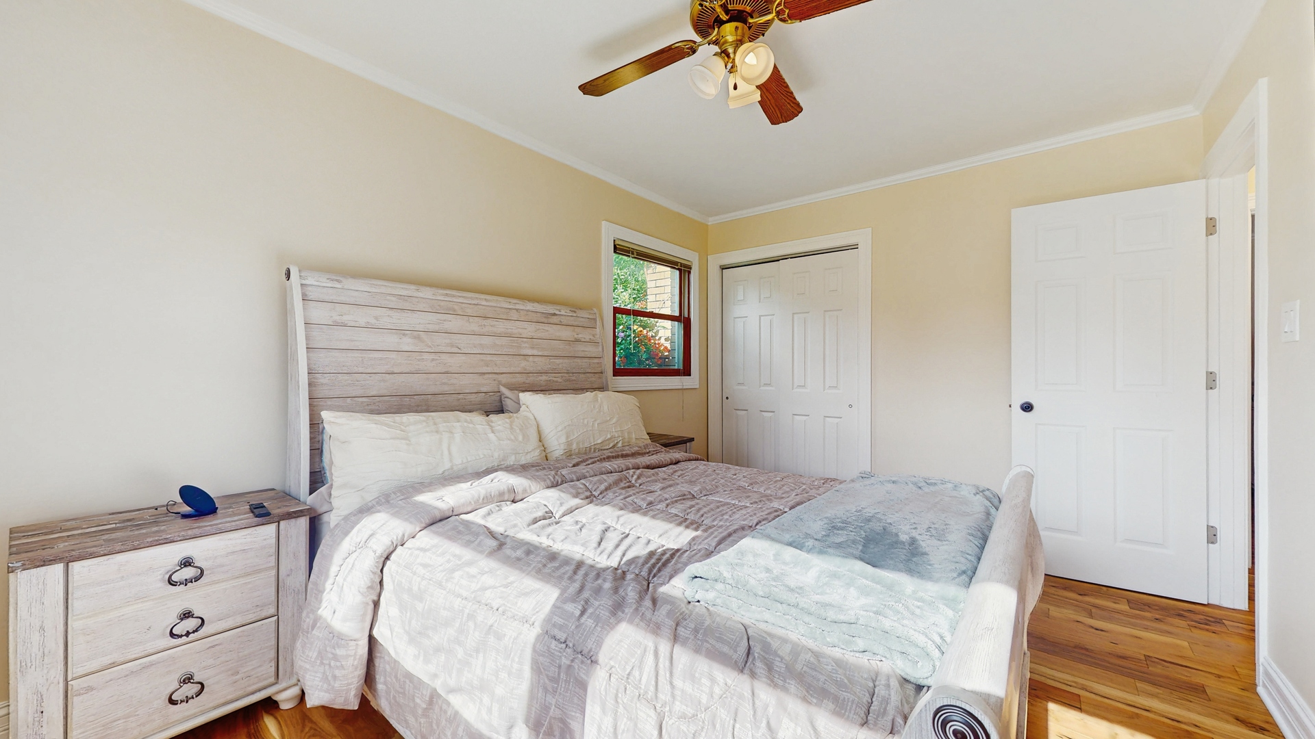 576 Amherst Avenue, Des Plaines, IL 60016