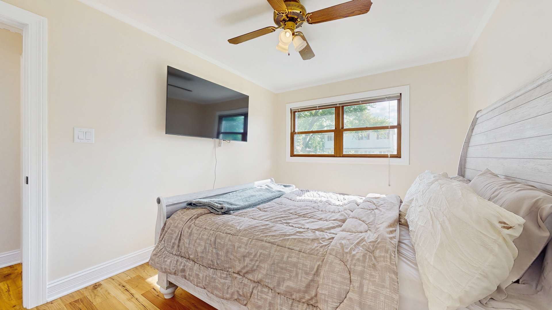 576 Amherst Avenue, Des Plaines, IL 60016