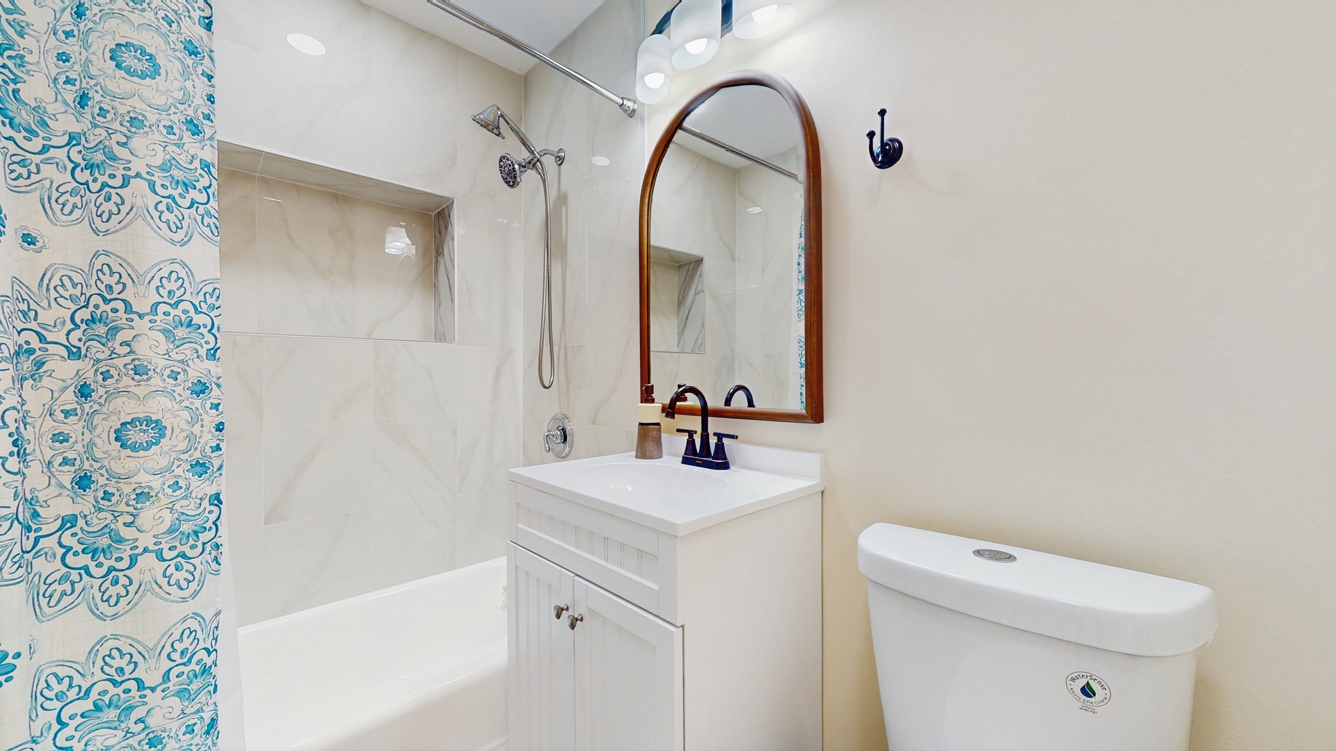 576 Amherst Avenue, Des Plaines, IL 60016