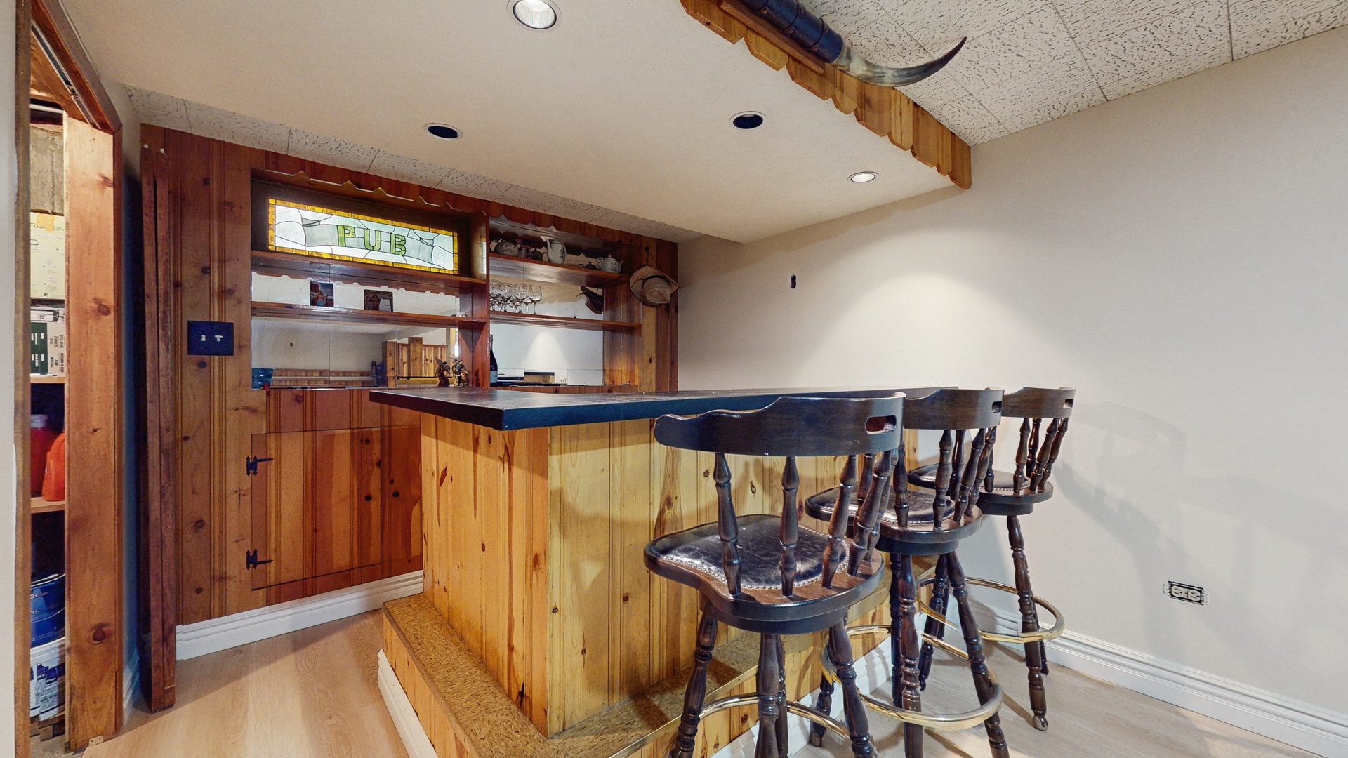 576 Amherst Avenue, Des Plaines, IL 60016