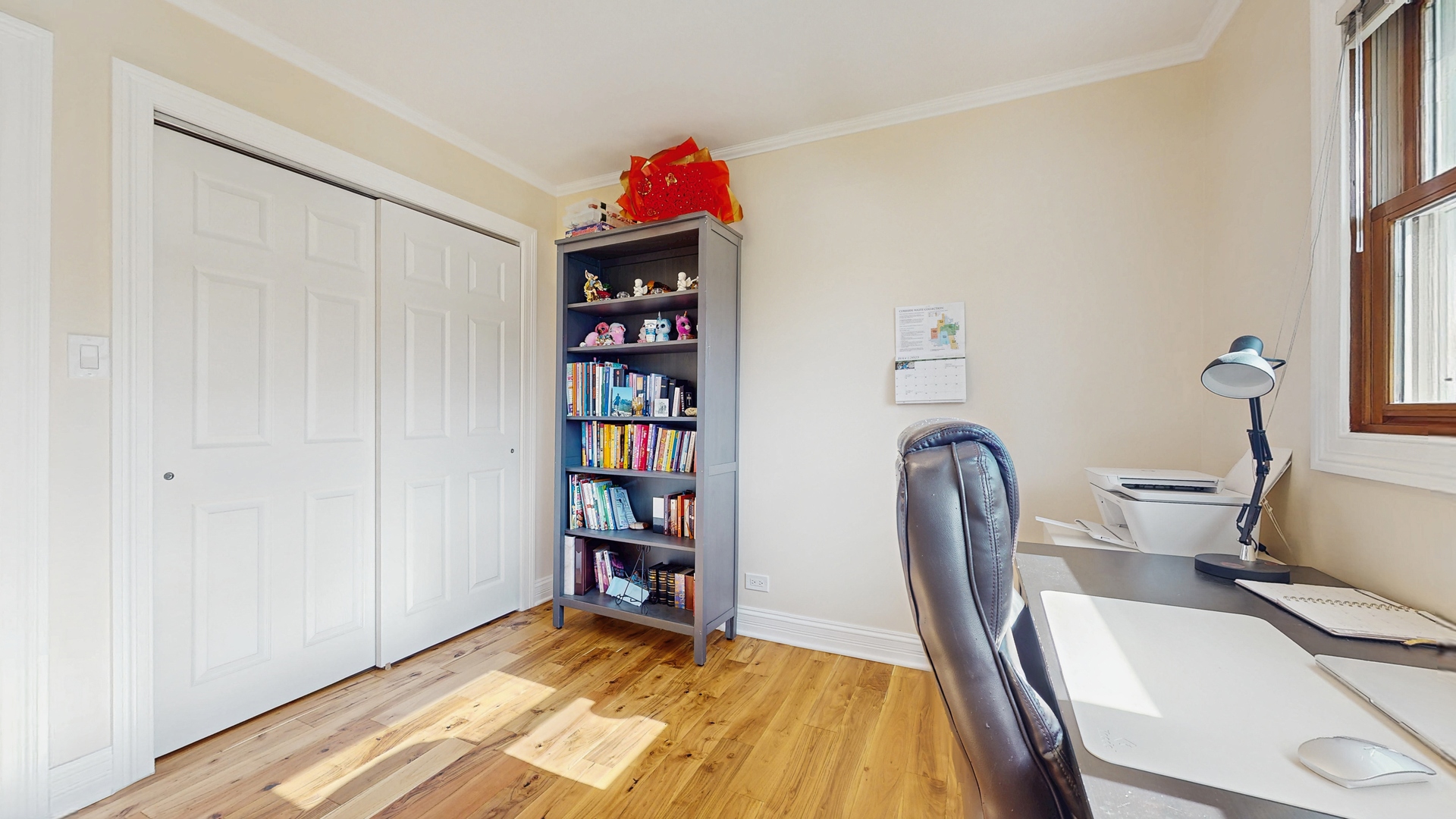 576 Amherst Avenue, Des Plaines, IL 60016