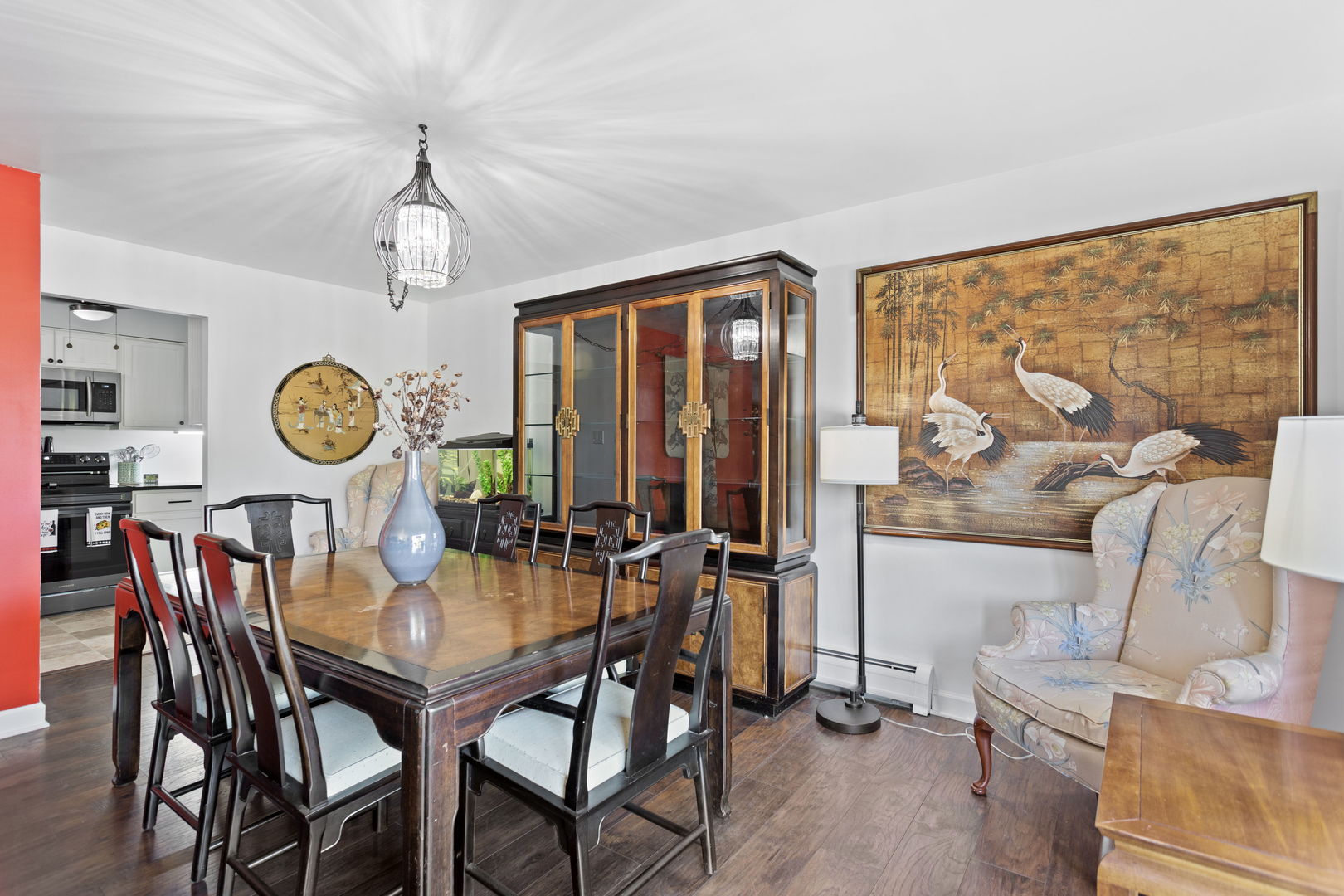 4225 Saratoga Avenue #204B, Downers Grove, IL 60515