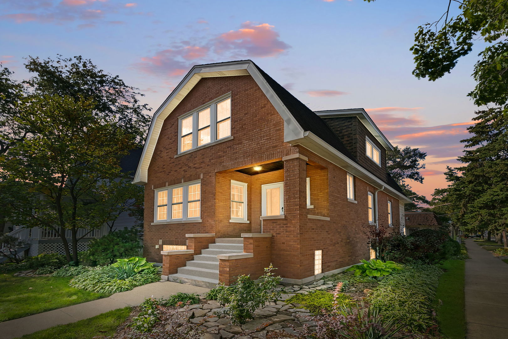 3002 Euclid Avenue, Berwyn, IL 60402