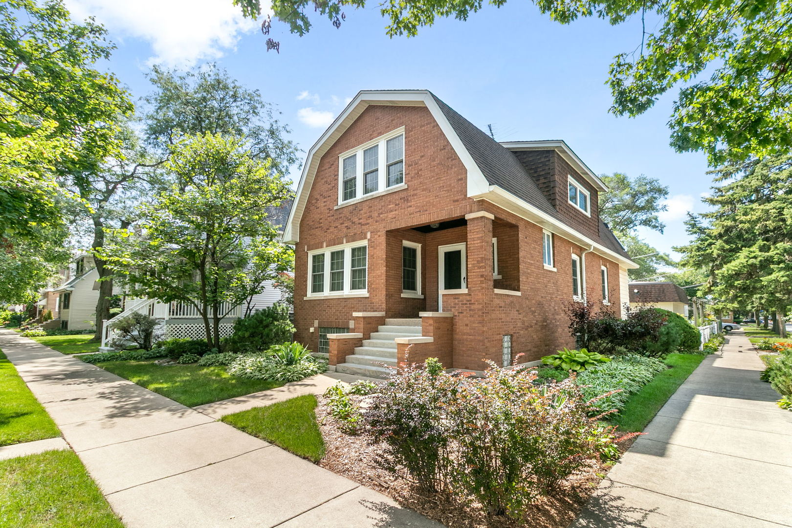 3002 Euclid Avenue, Berwyn, IL 60402
