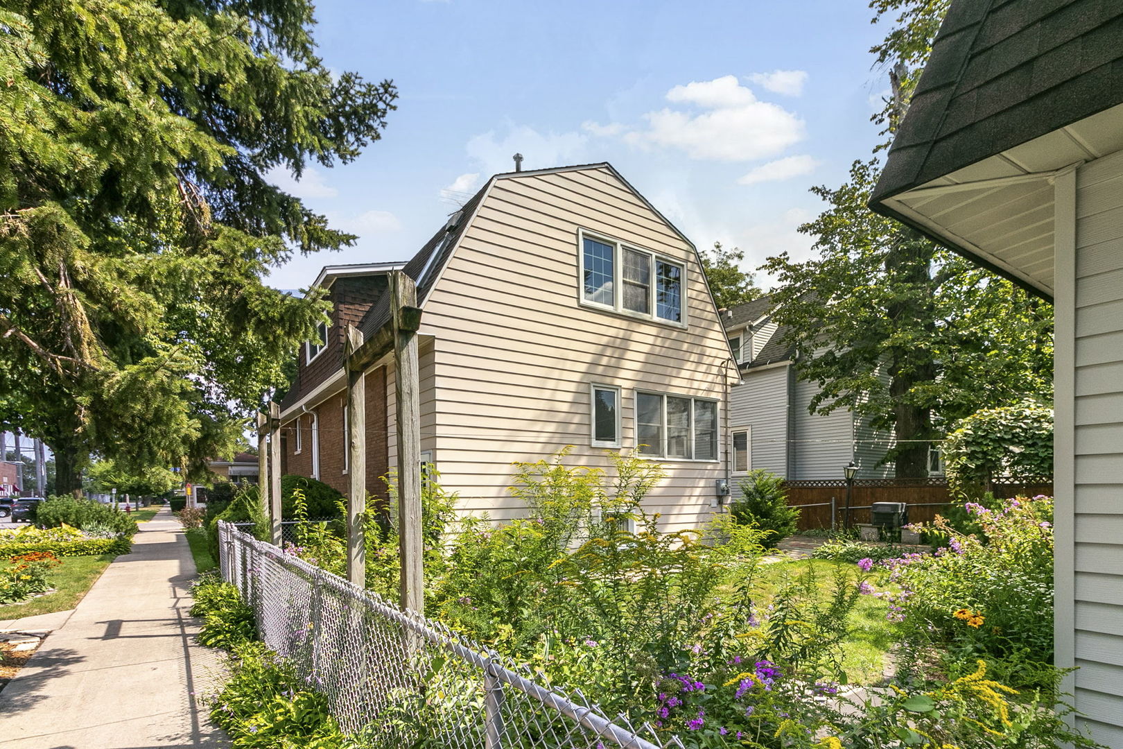 3002 Euclid Avenue, Berwyn, IL 60402