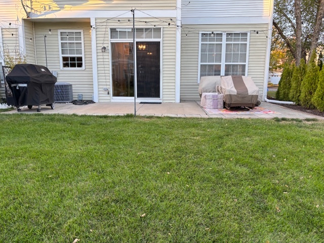 1433 White Pine Lane, Bolingbrook, IL 60490