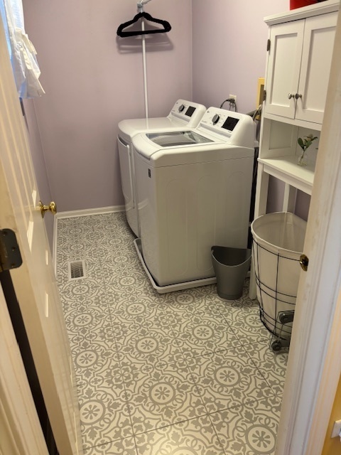 1433 White Pine Lane, Bolingbrook, IL 60490