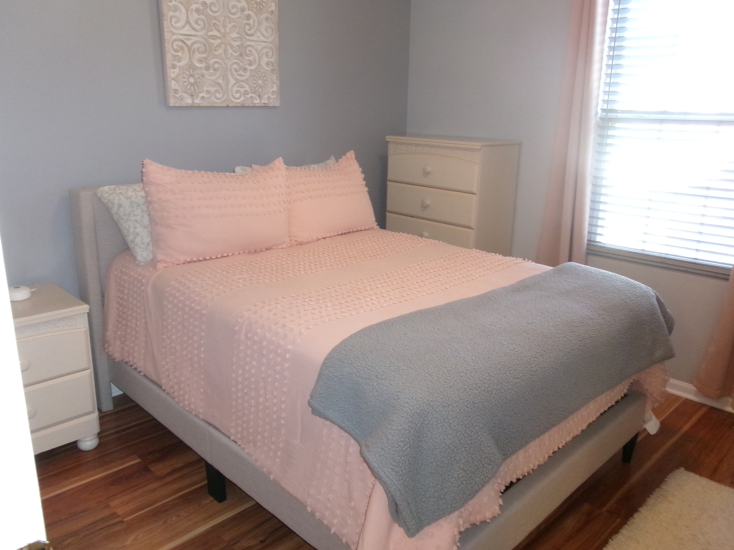 1433 White Pine Lane, Bolingbrook, IL 60490