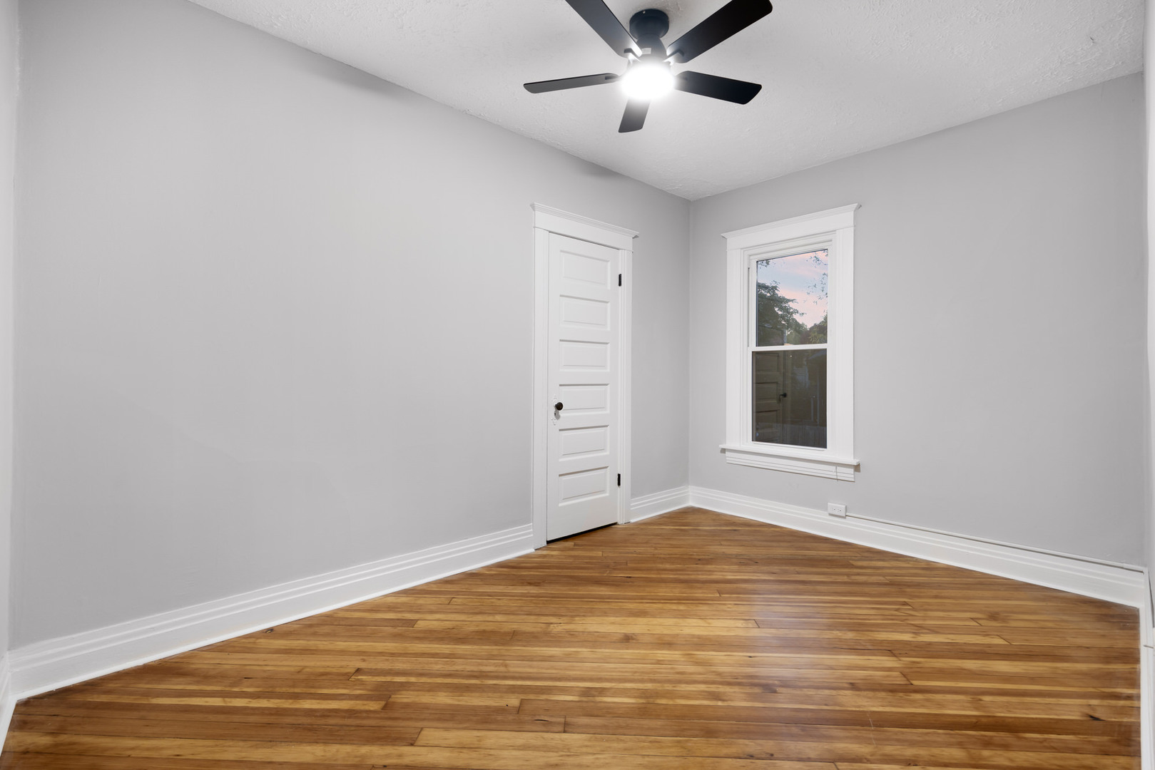 416 Buell Avenue, Joliet, IL 60435