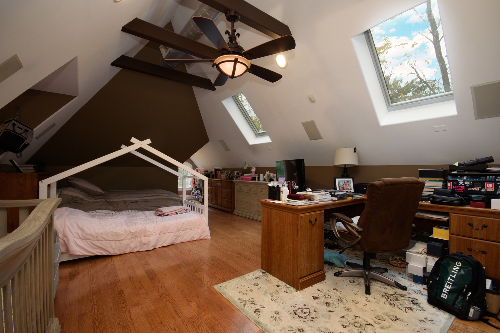 11226 Hiawatha Lane, Indian Head Park, IL 60525