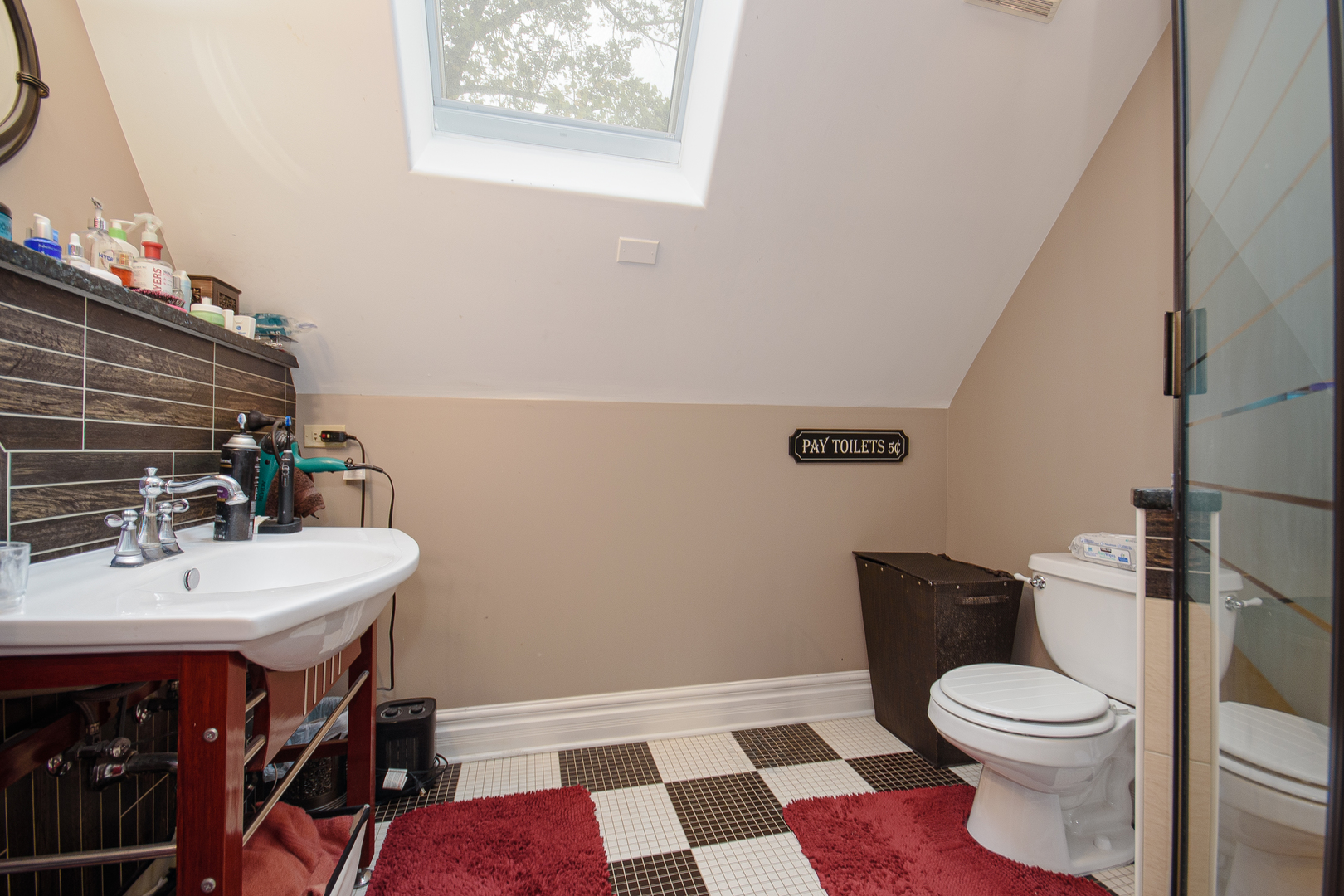 11226 Hiawatha Lane, Indian Head Park, IL 60525