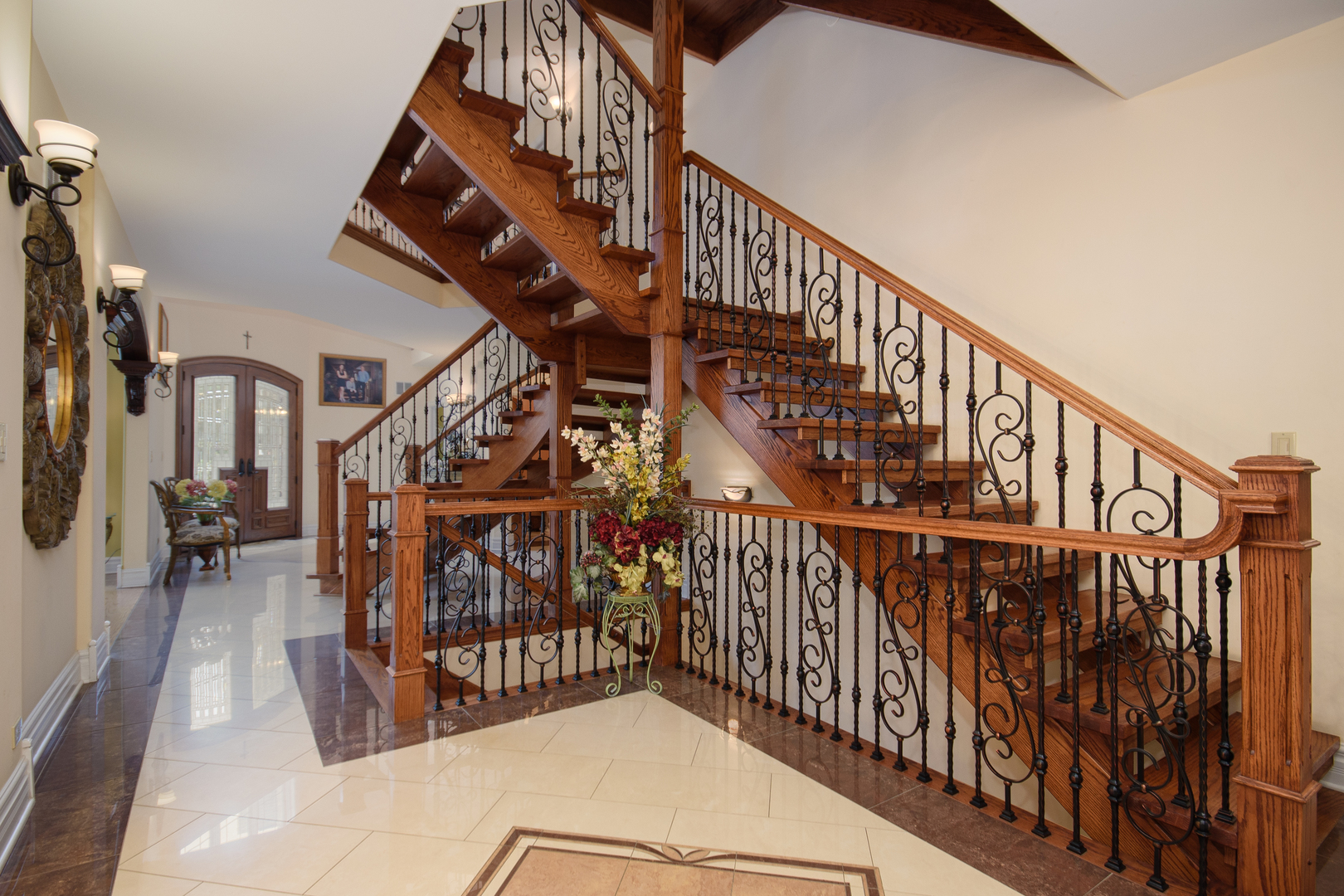 11226 Hiawatha Lane, Indian Head Park, IL 60525