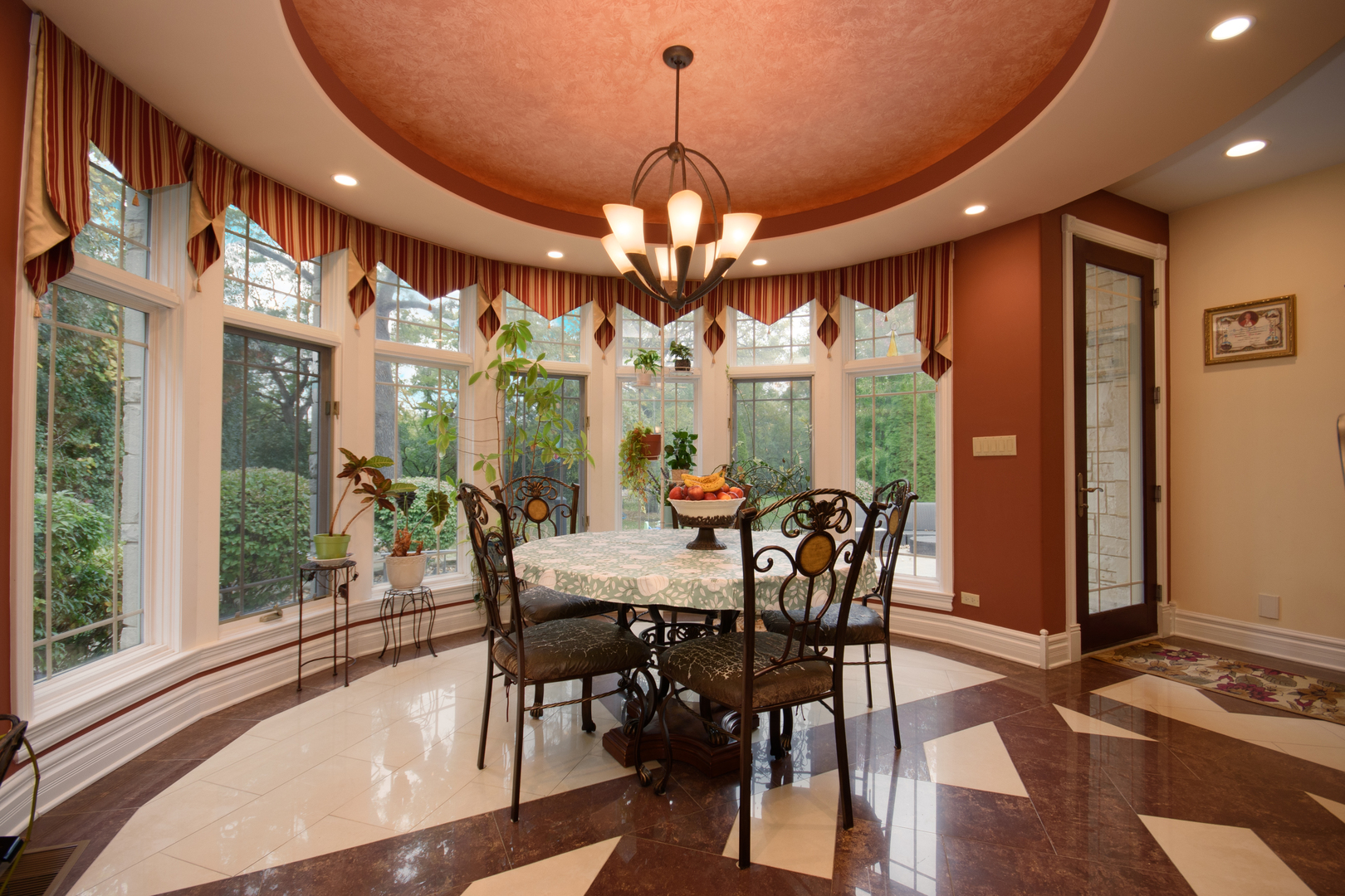 11226 Hiawatha Lane, Indian Head Park, IL 60525