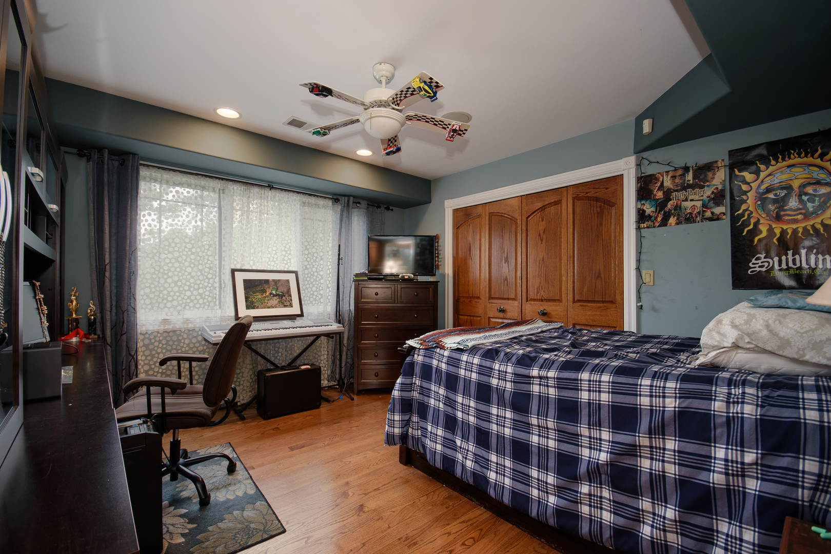 11226 Hiawatha Lane, Indian Head Park, IL 60525