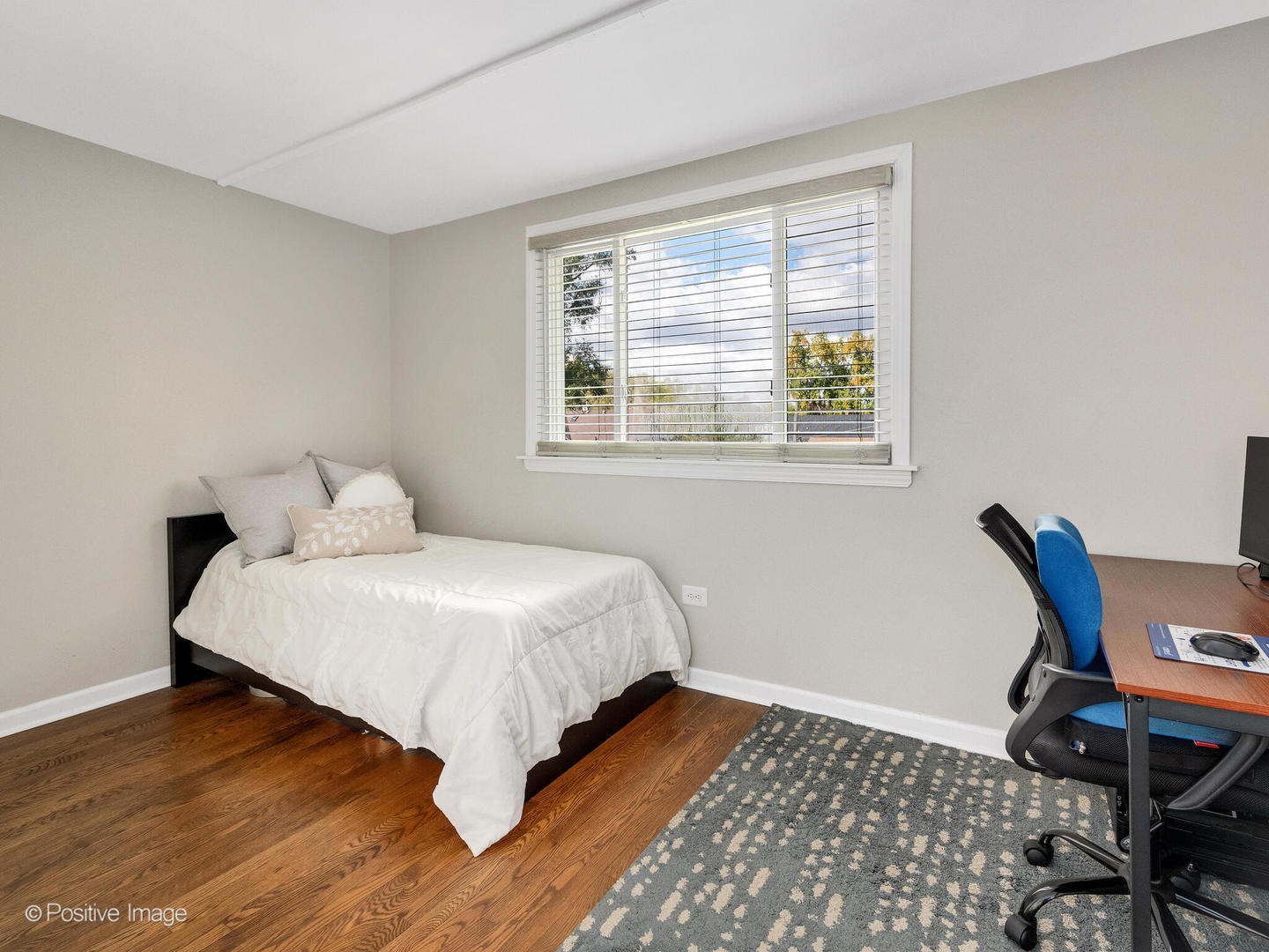 412 E Washington Street, Villa Park, IL 60181