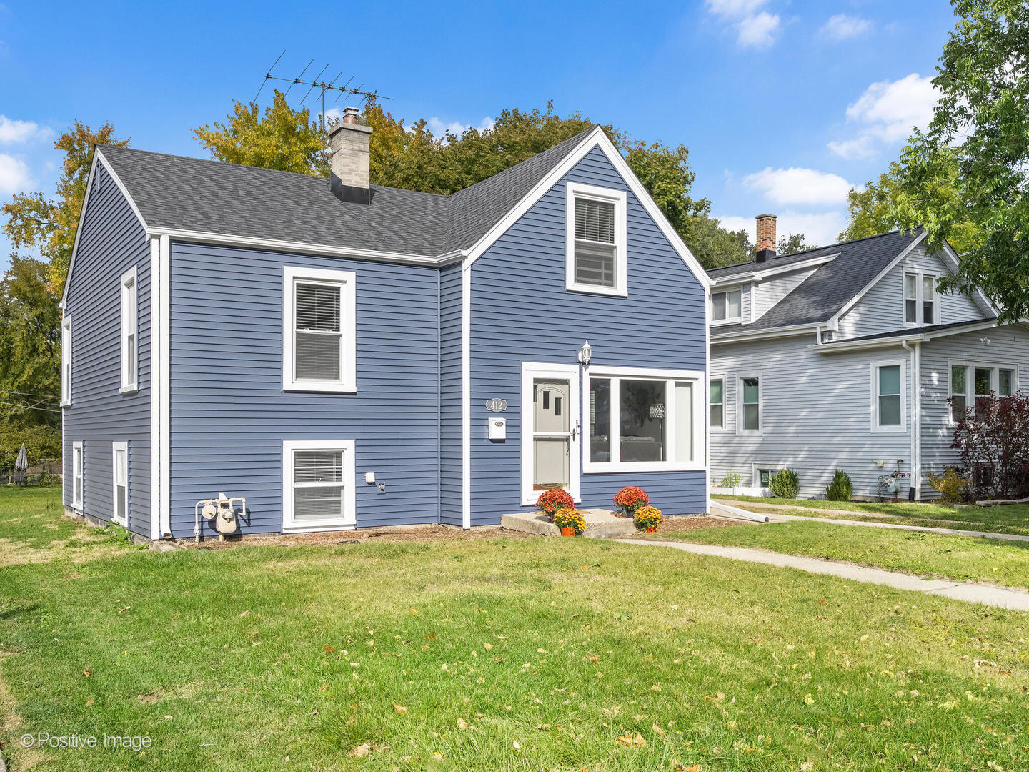 412 E Washington Street, Villa Park, IL 60181