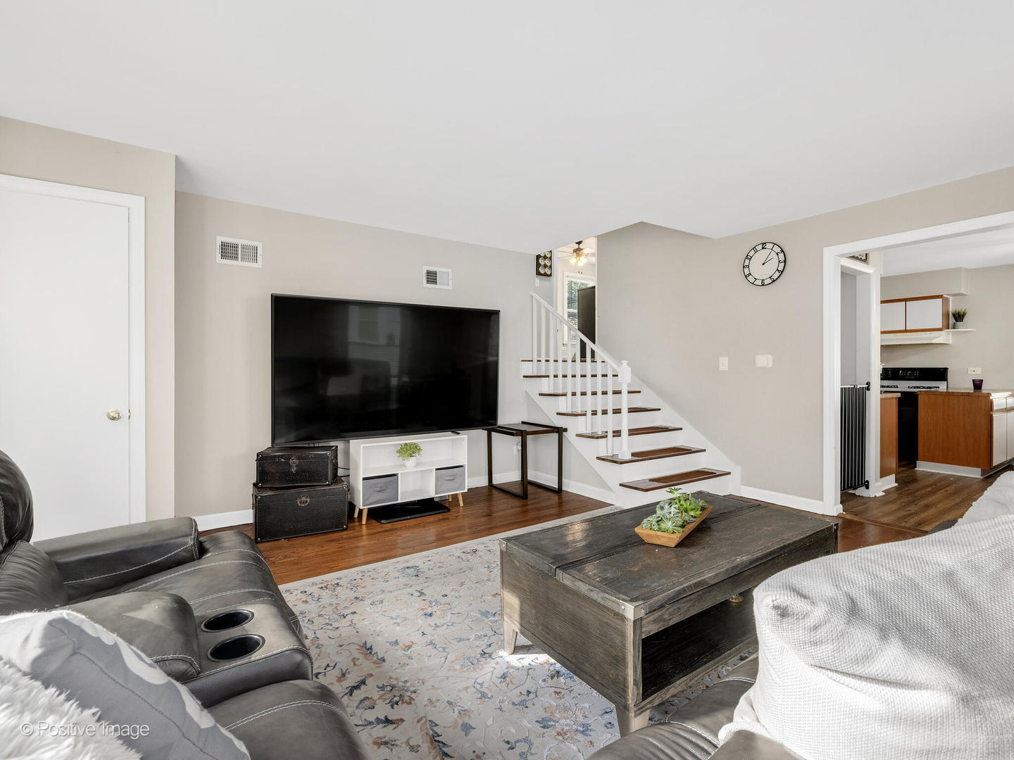 412 E Washington Street, Villa Park, IL 60181