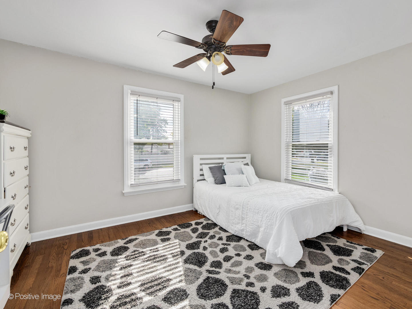 412 E Washington Street, Villa Park, IL 60181