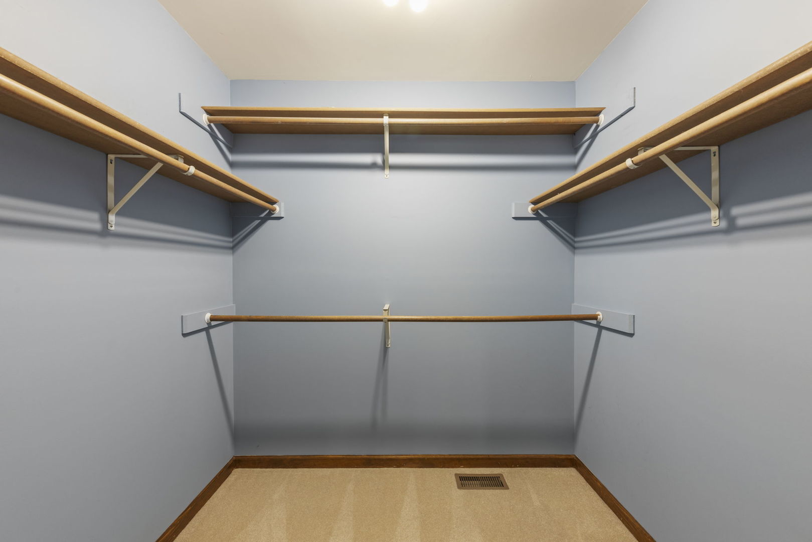 213 Winding Creek Drive, Naperville, IL 60565