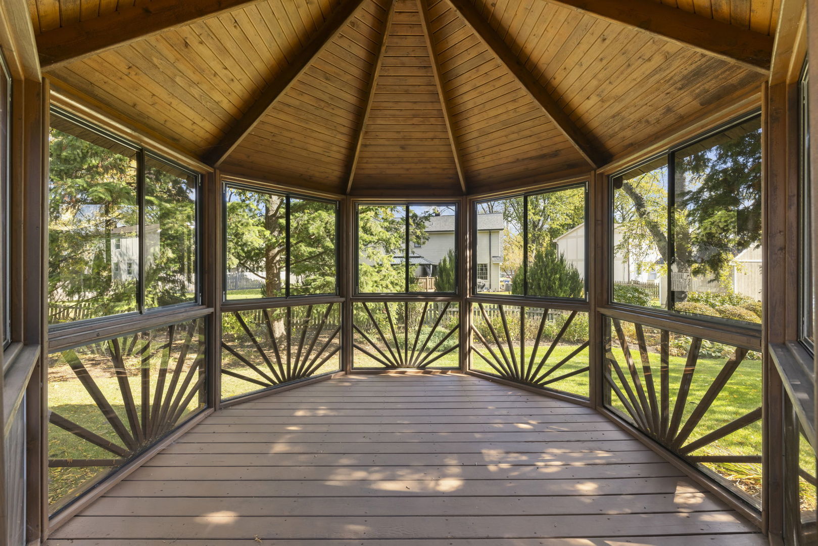 213 Winding Creek Drive, Naperville, IL 60565