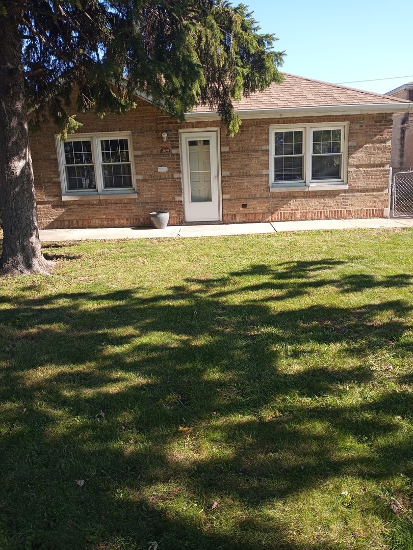 3041 Lincoln Street, Franklin Park, IL 60131