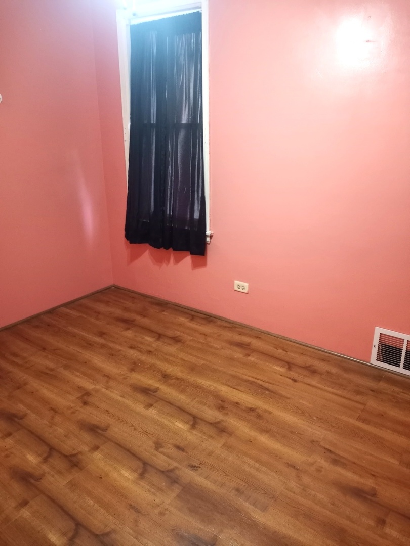3041 Lincoln Street, Franklin Park, IL 60131