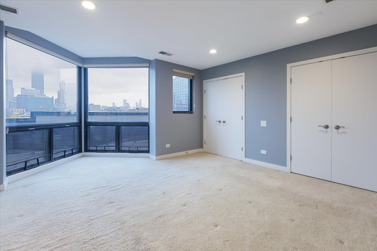 222 S Racine Avenue #408, Chicago, IL 60607