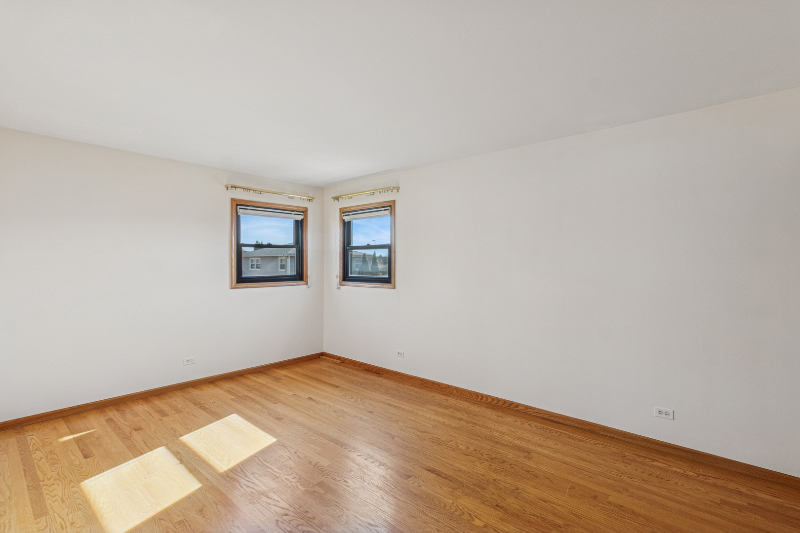 851 Love Street, Elk Grove Village, IL 60007