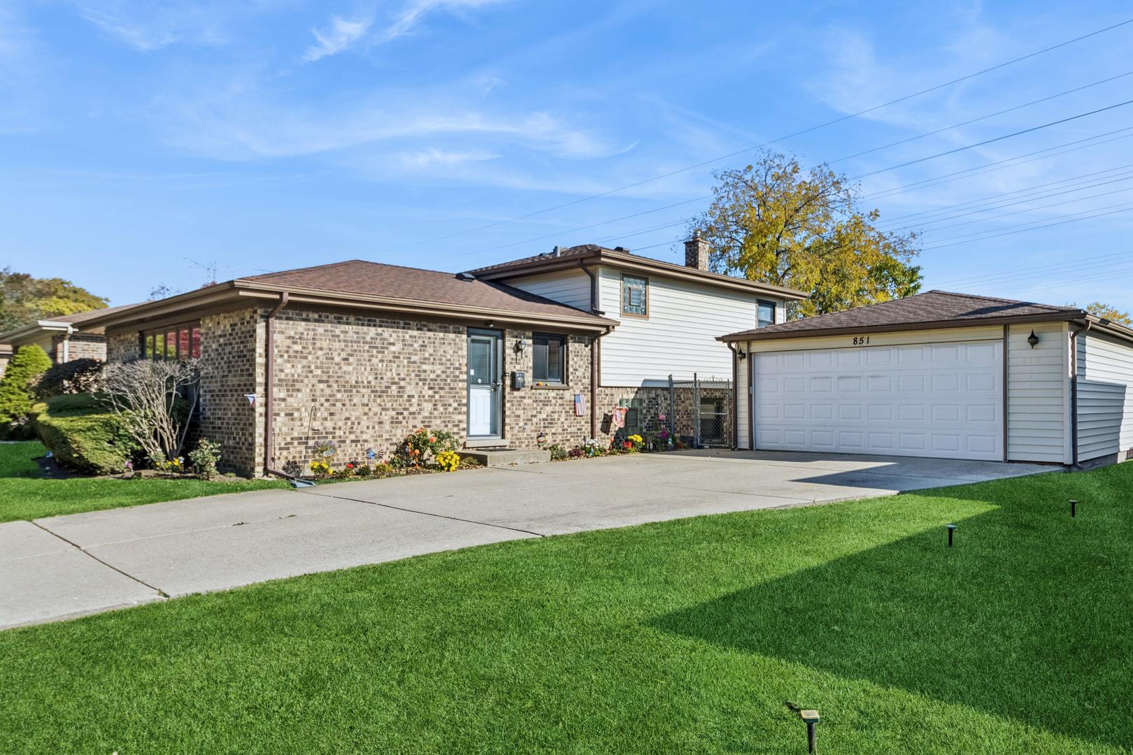 851 Love Street, Elk Grove Village, IL 60007