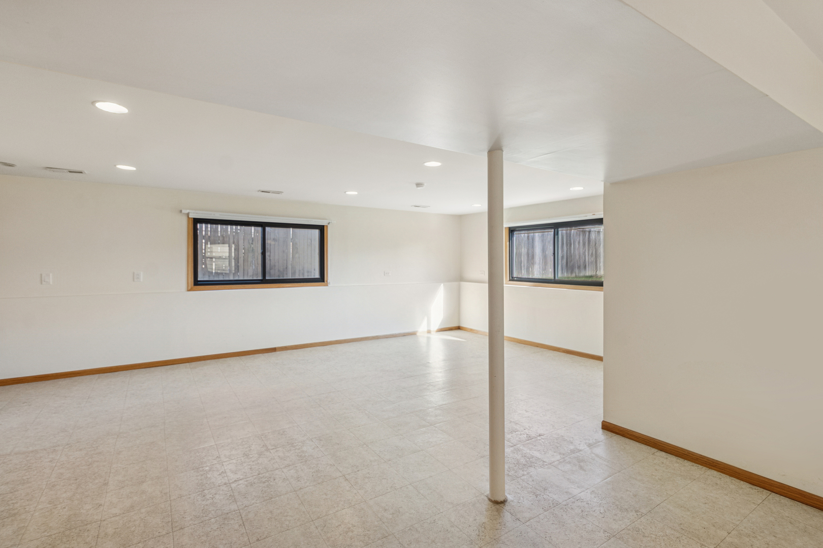 851 Love Street, Elk Grove Village, IL 60007