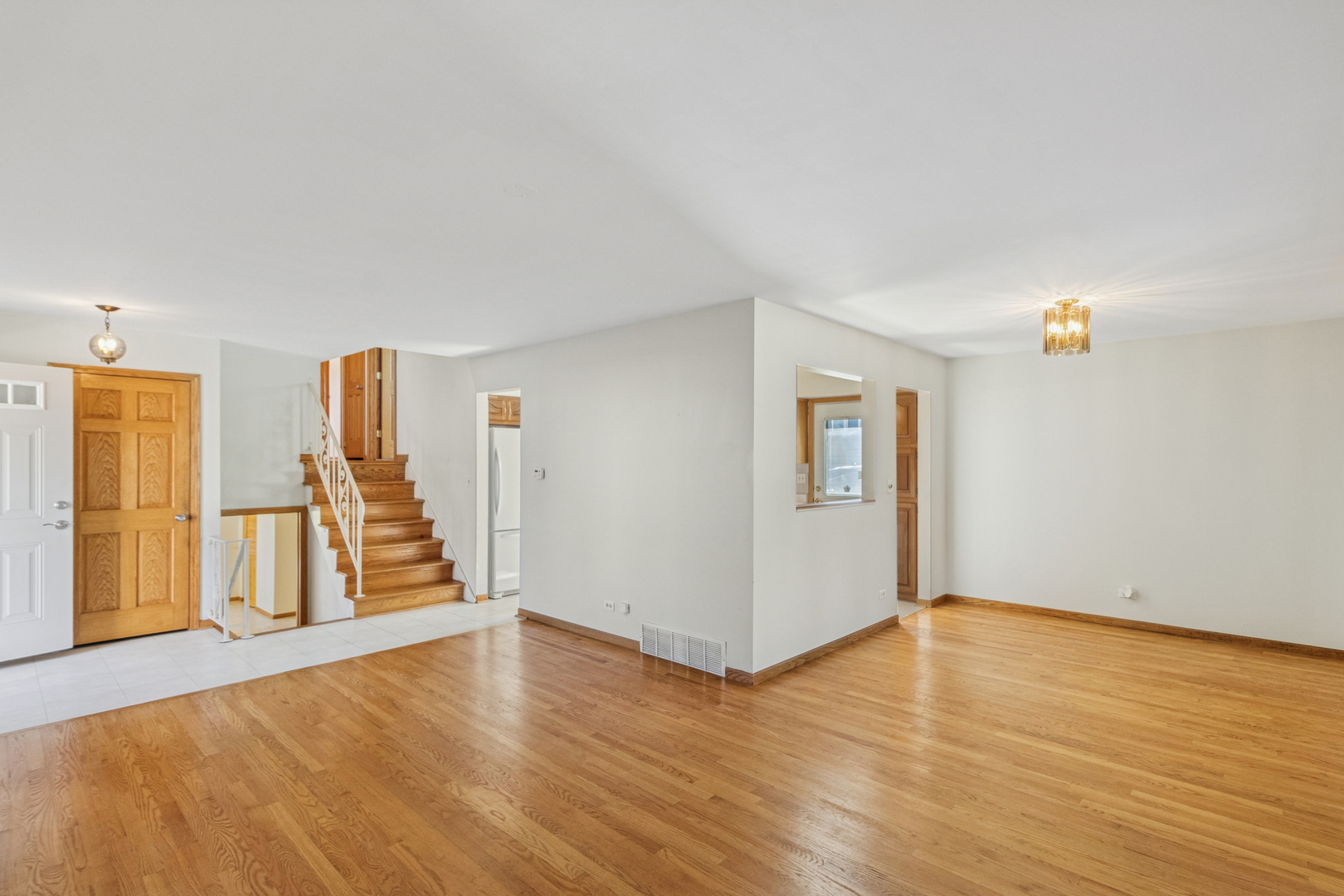 851 Love Street, Elk Grove Village, IL 60007