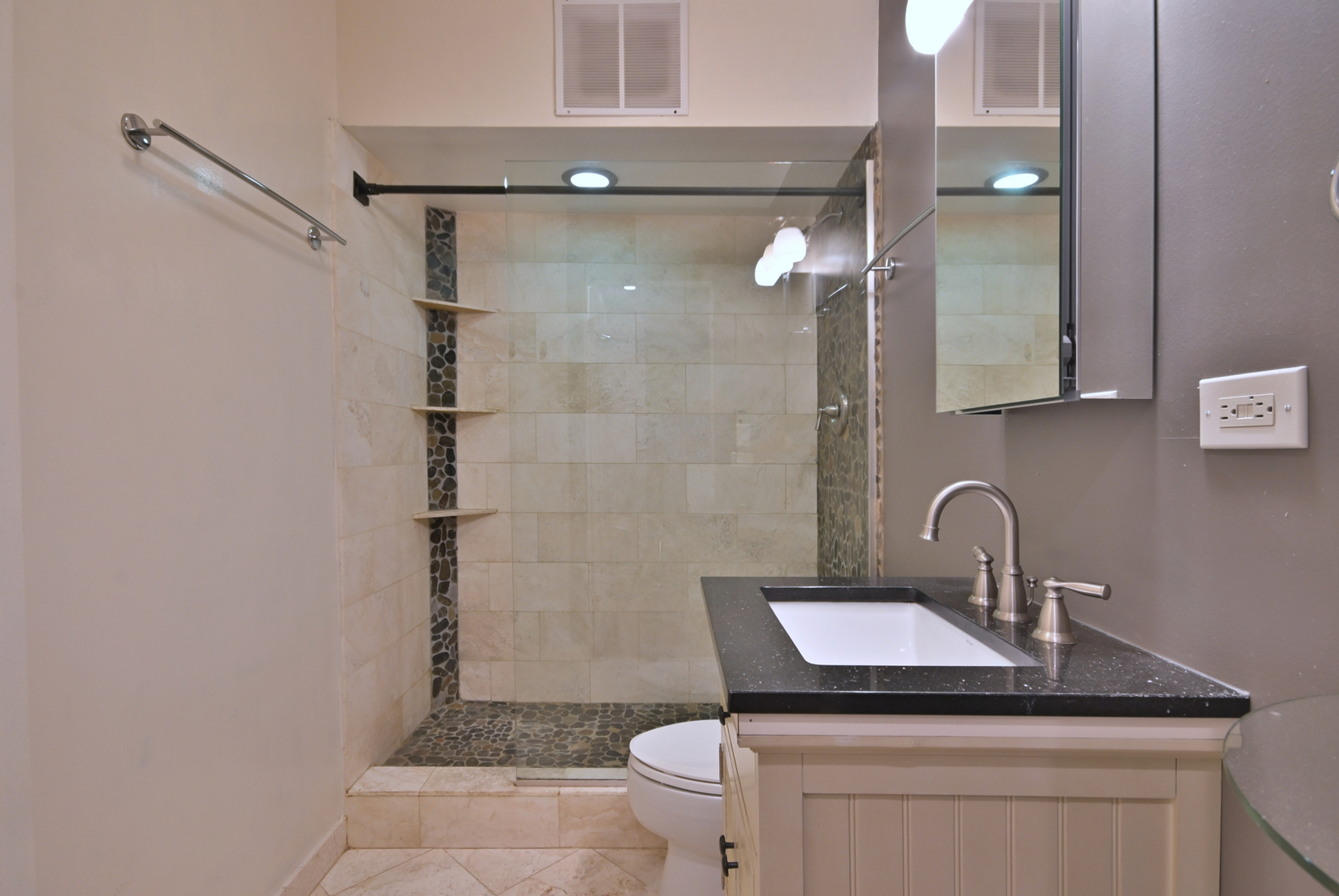 70 E Scott Street #408, Chicago, IL 60610