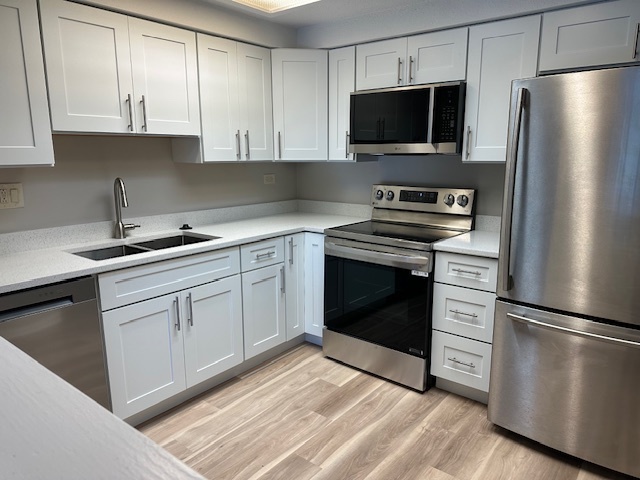 917 Vose Drive #211, Gurnee, IL 60031