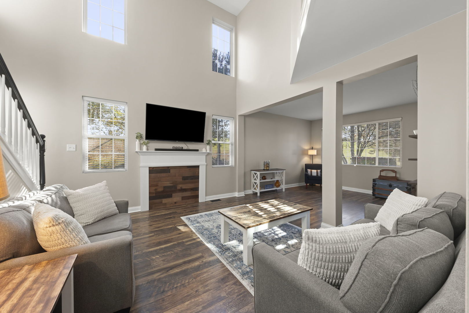 2263 Reflections Drive, Aurora, IL 60502