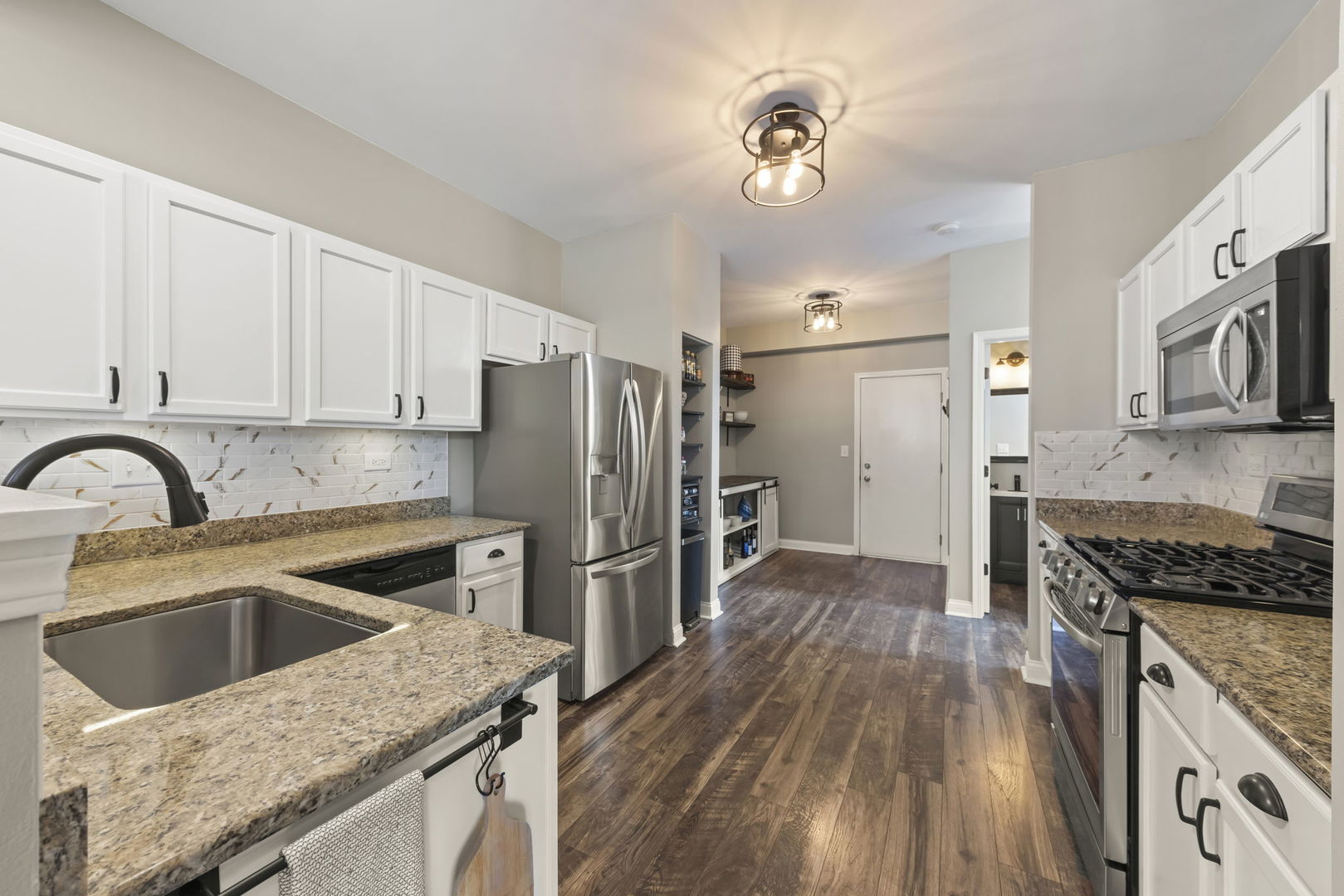 2263 Reflections Drive, Aurora, IL 60502