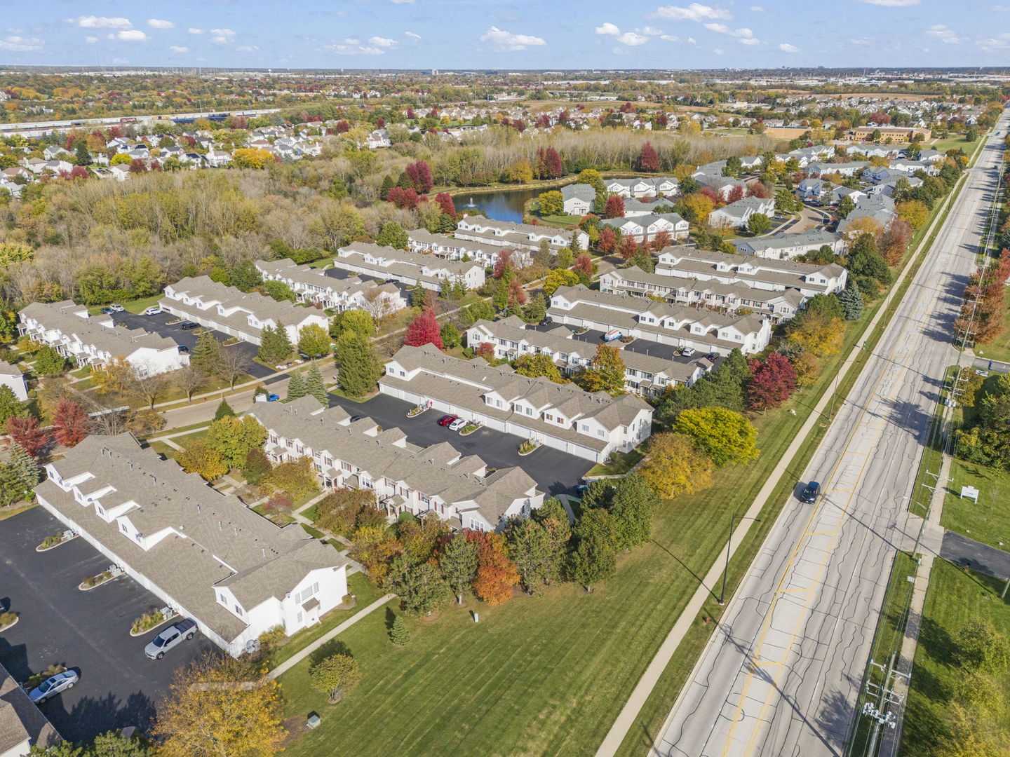 2263 Reflections Drive, Aurora, IL 60502