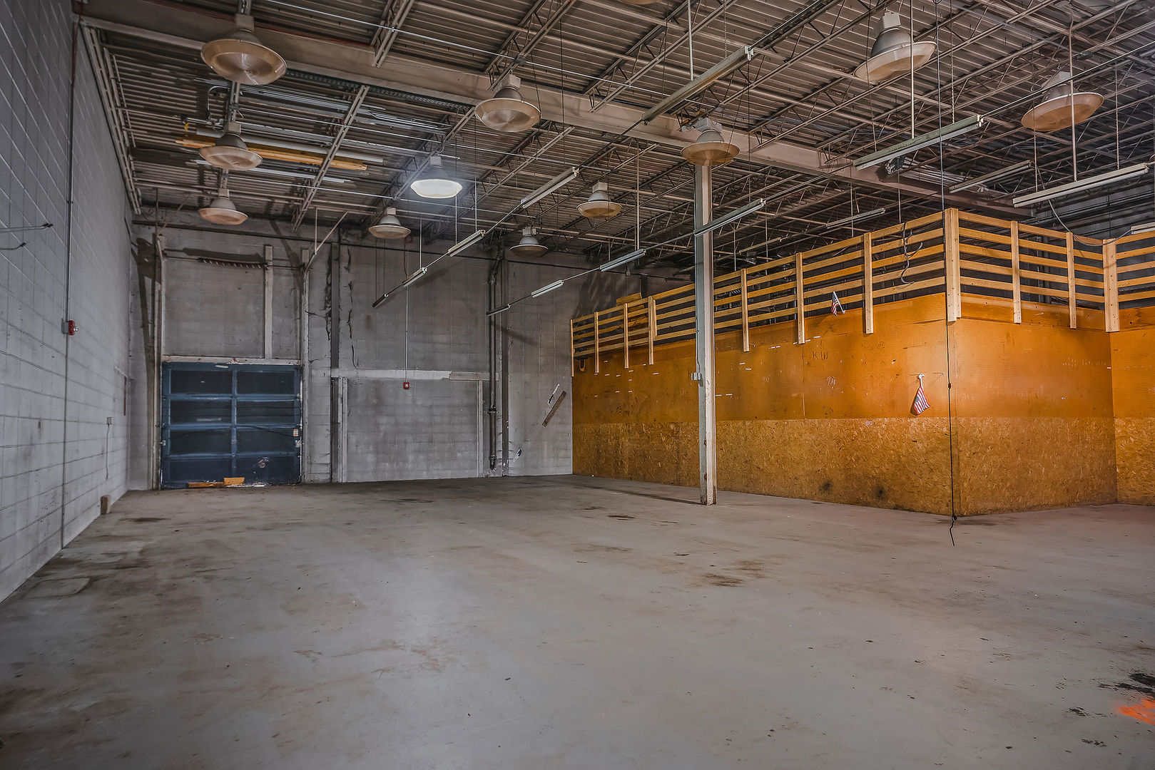 90 S Us Highway 12, Fox Lake, IL 60020