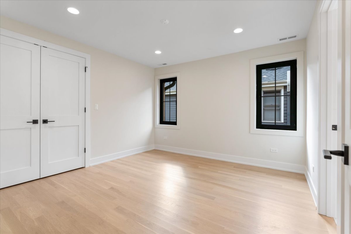 104 S Monroe Street, Hinsdale, IL 60521