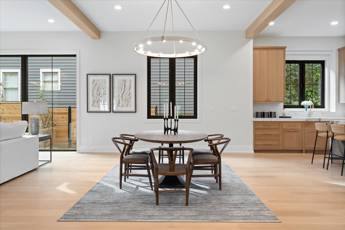 104 S Monroe Street, Hinsdale, IL 60521