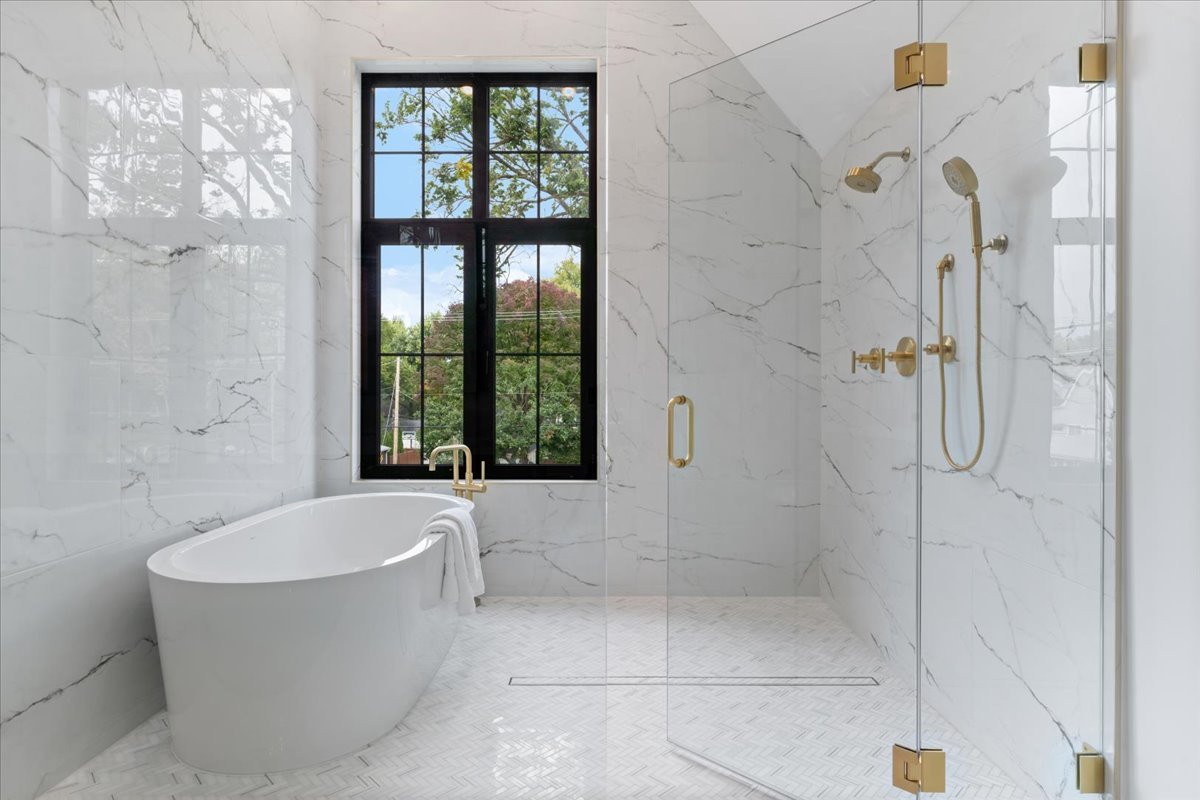 104 S Monroe Street, Hinsdale, IL 60521