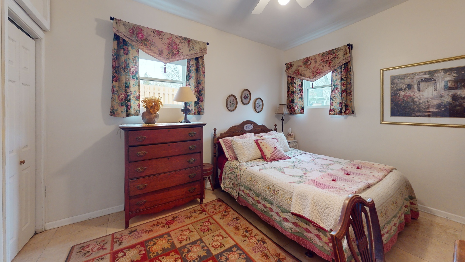 315 E Union Avenue, Wheaton, IL 60187