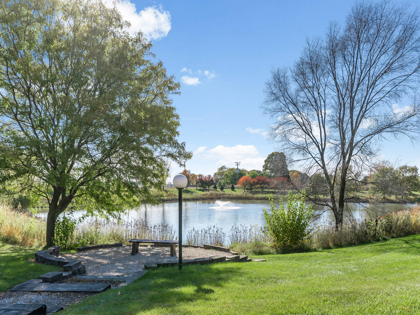 1053 SYMPHONY Drive, Aurora, IL 60504