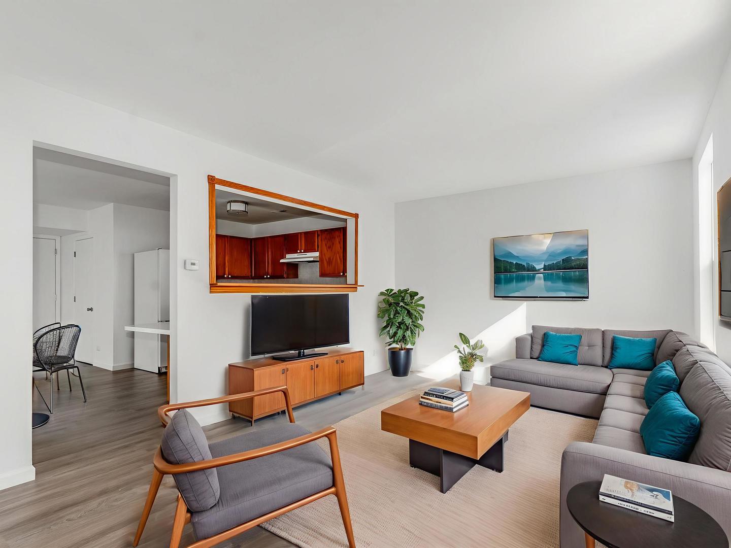 1053 SYMPHONY Drive, Aurora, IL 60504