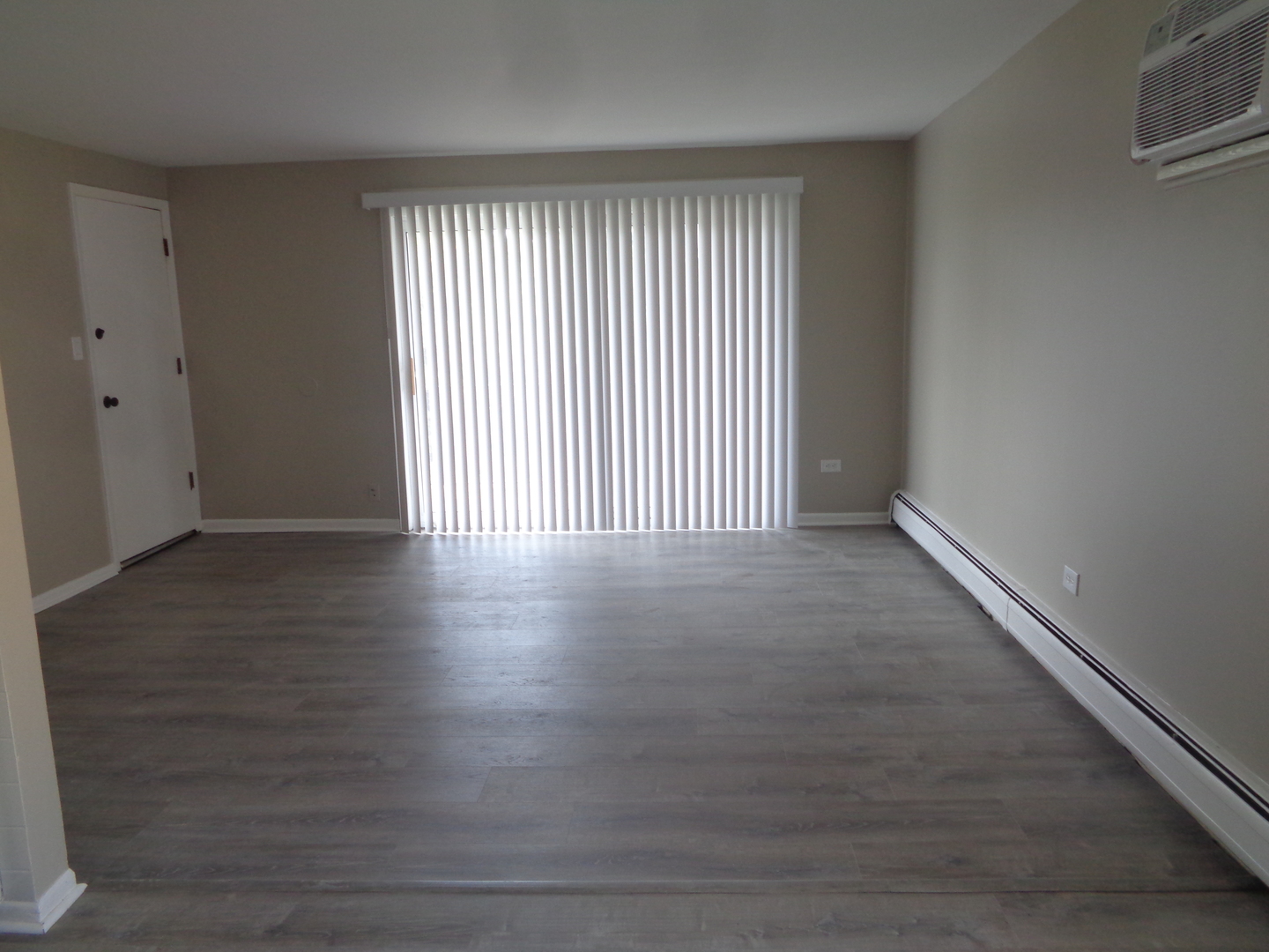 7919 S 83RD Court #2N, Justice, IL 60458