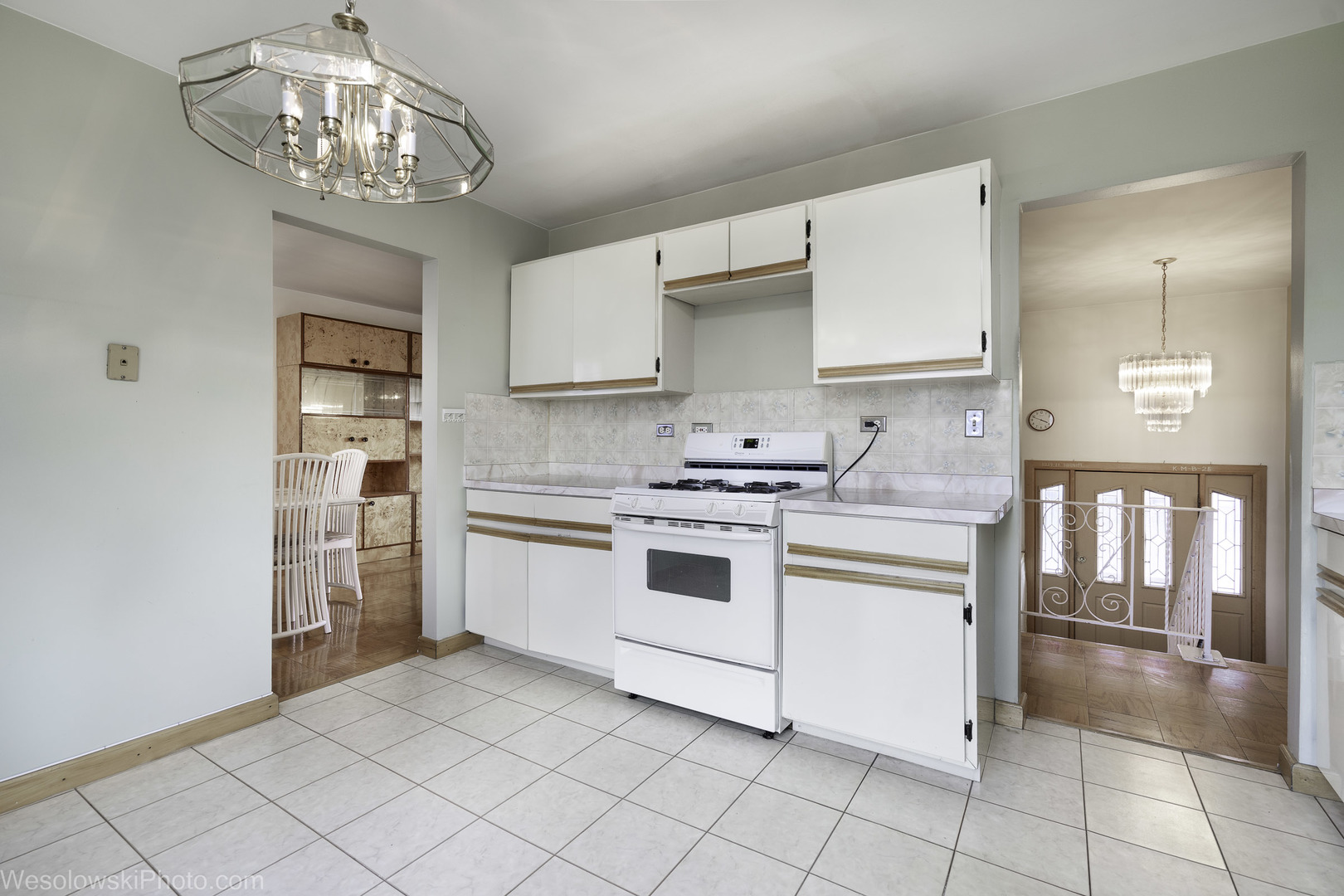 1822 W Catalpa Lane, Mount Prospect, IL 60056