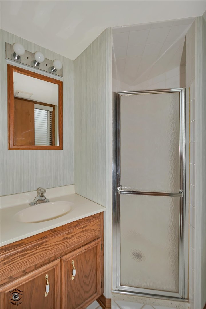 16019 Eagle Ridge Drive #2N, Tinley Park, IL 60477