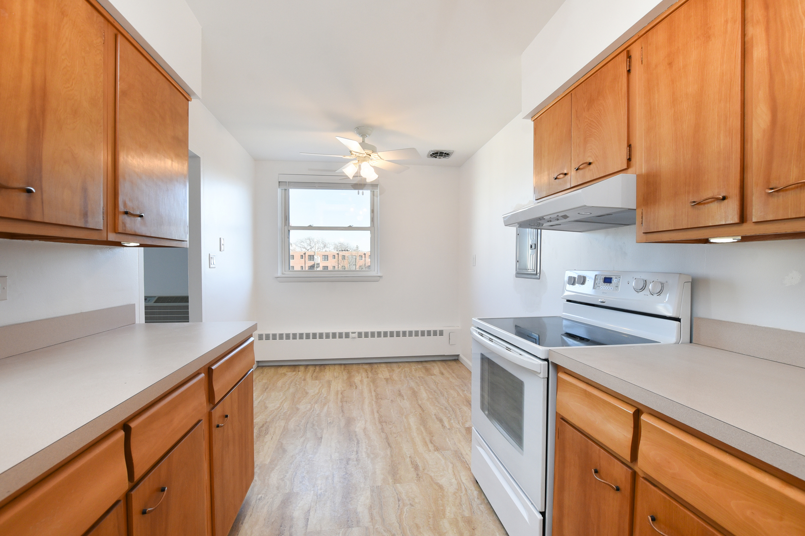 1333 W TOUHY Avenue #301, Park Ridge, IL 60068