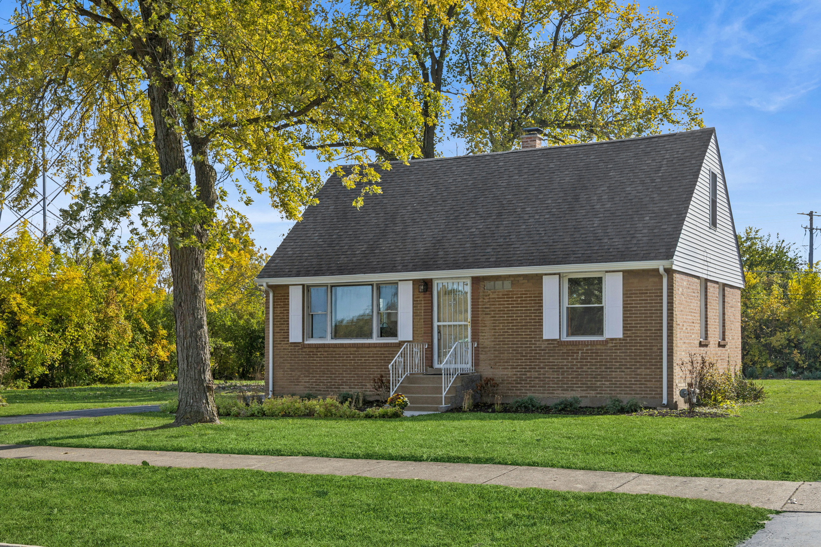 7705 Columbia Drive, Bridgeview, IL 60455